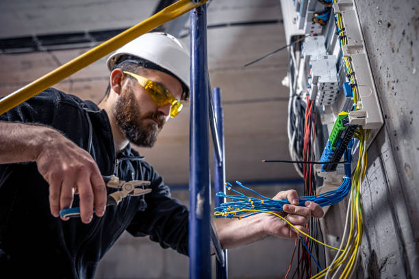 Best Affordable Emergency Electrician  in Flowery Branch, GA